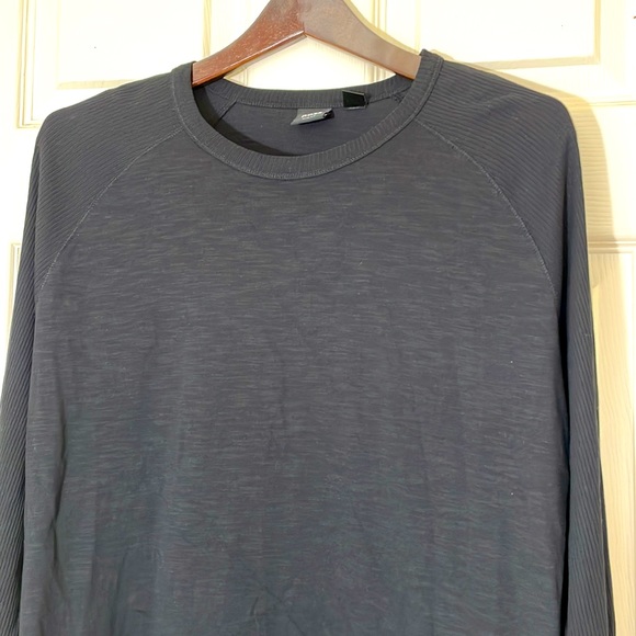 Hugo Boss Men’s Black Long Sleeves Slim Fit Tee Size XL - Picture 3 of 6